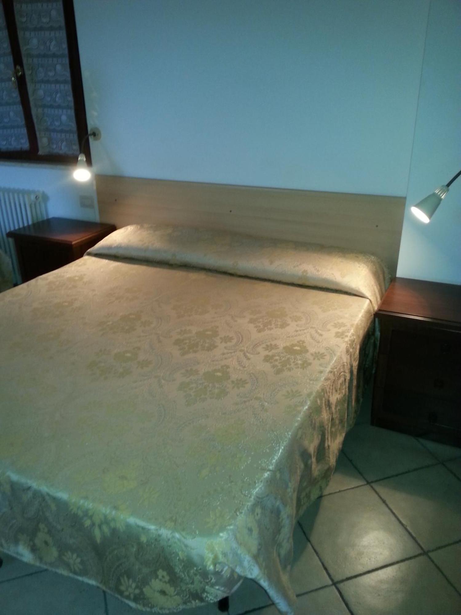 Soggiorno La Primula Siena Habitación foto