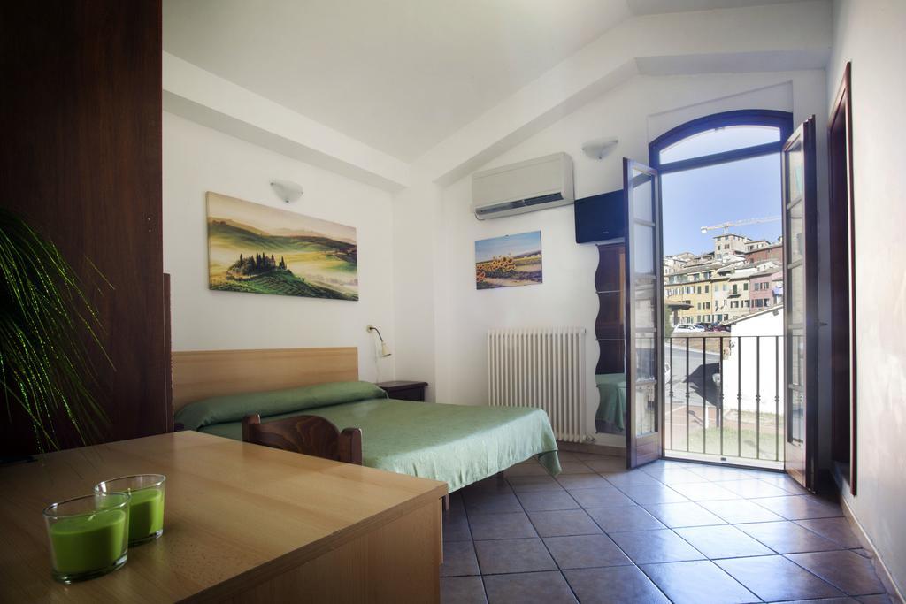 Soggiorno La Primula Siena Exterior foto
