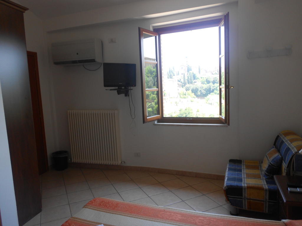 Soggiorno La Primula Siena Habitación foto